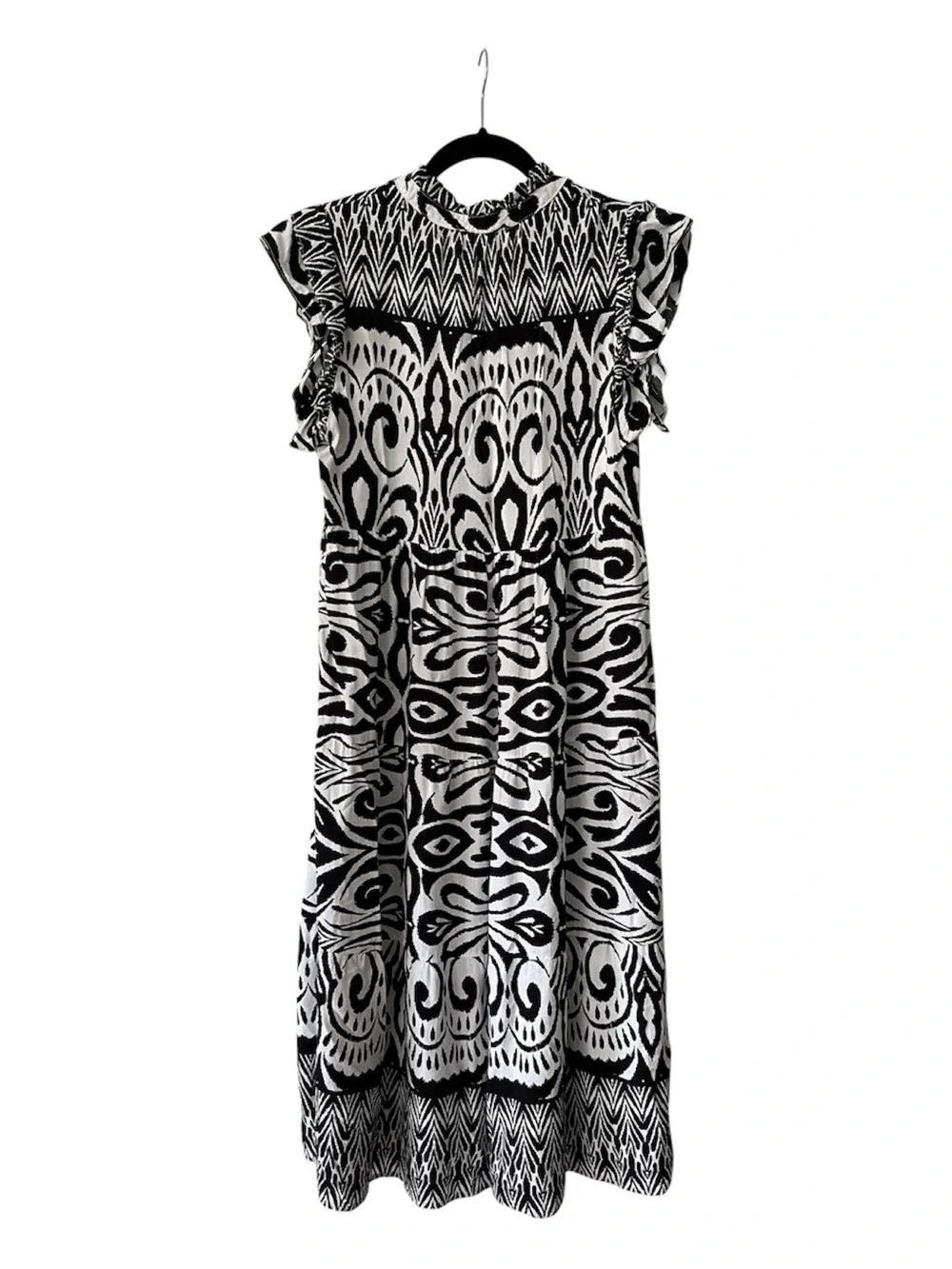 UMGEE Black & White Patterned Women’s Dress, Midi/Maxi length, EUC, Size Medium - Picture 7 of 10